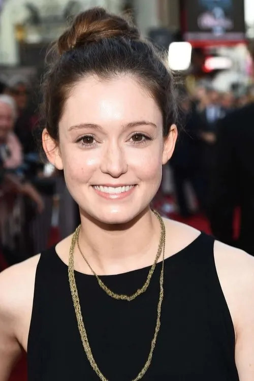 Hayley McFarland interpretando a Sister Agnes