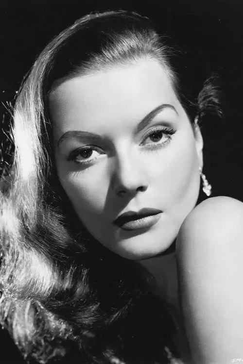 Hazel Brooks interpretando a Taxi Driver / German Spy