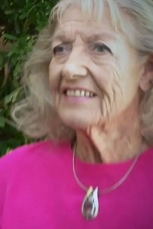 Hazel Henderson interpretando a Futurist