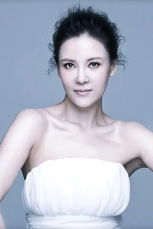 He Jiayi — personaje: San Jie