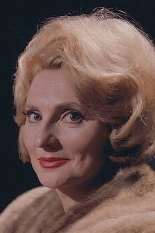 Heather Chasen interpretando a Self