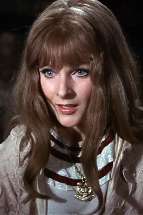 Heidi Fischer — personaje: Peggy