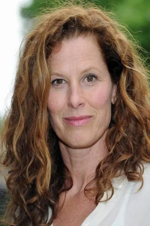 Heidrun Gärtner interpretando a Birgit Freuliz