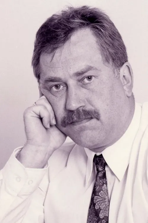 Heikki Koort interpretando a Peterson