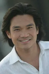 Noel MacNeal ha trabajado con Heland Lee en 1 ocasiones