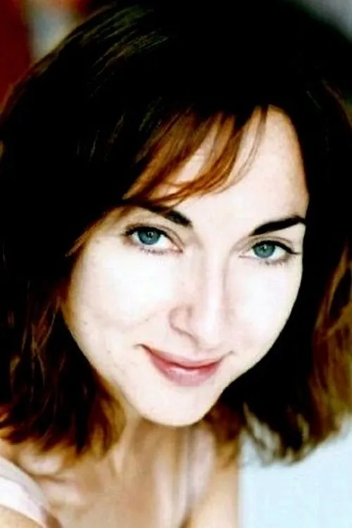 Héléna Grouchka interpretando a Muriel, Laurent's fiancée