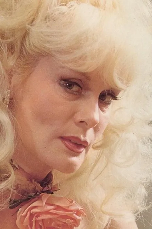 Helga Sven interpretando a 