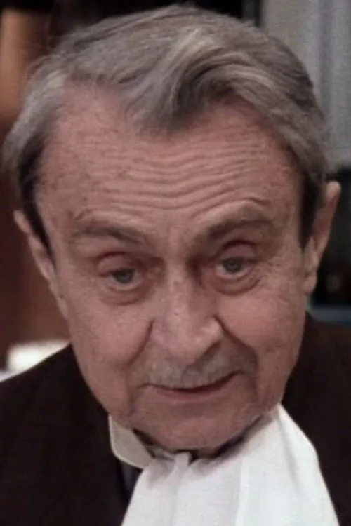 Helge Kjærulff-Schmidt interpretando a Corfitz