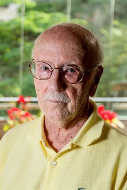 Helio Bicudo interpretando a Self