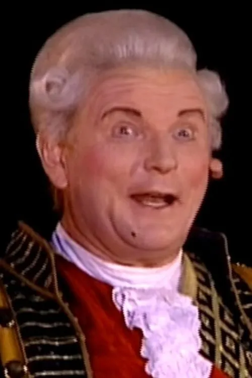 Helmut Berger-Tuna interpretando a Baron Weps