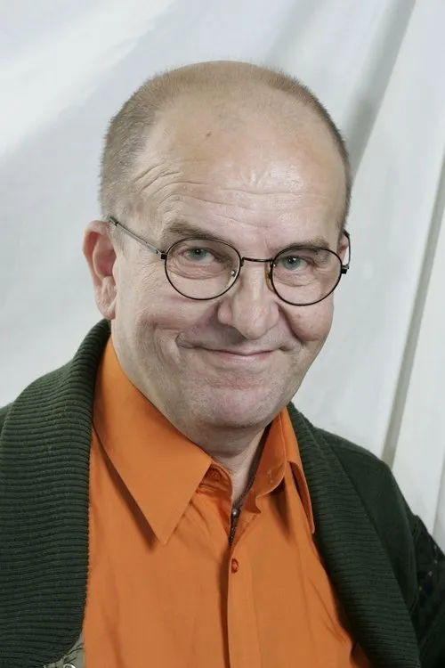 Hendrik Toompere interpretando a