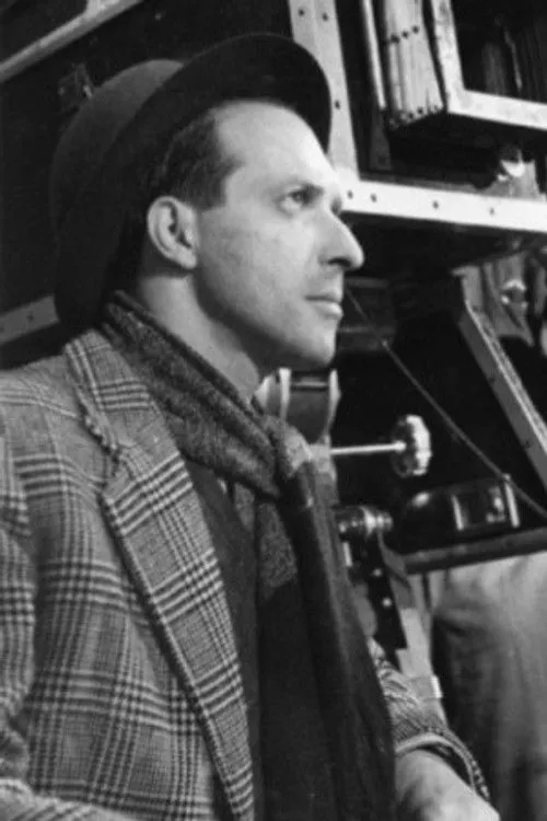 Alberto Ribeiro ha trabajado con Henrique Campos en 1 ocasiones