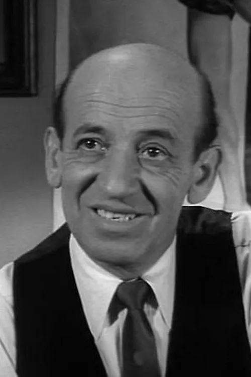 Herbie Faye interpretando a Charlie, the Bartender