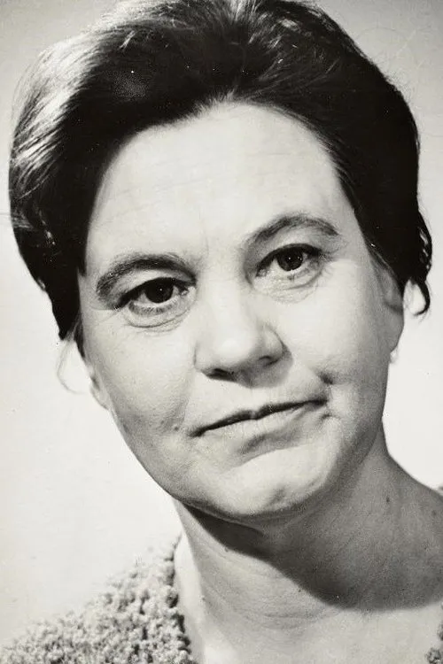 Herta Elviste interpretando a Maali