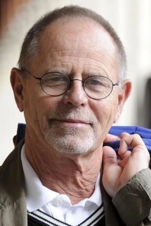 Alexandr Solzhenitsyn ha trabajado con Hervé Claude en 1 ocasiones