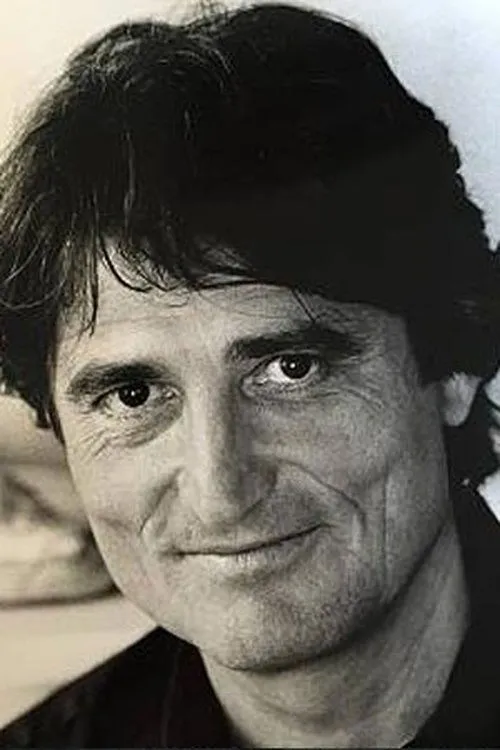 Hervé Jolly interpretando a Pierre