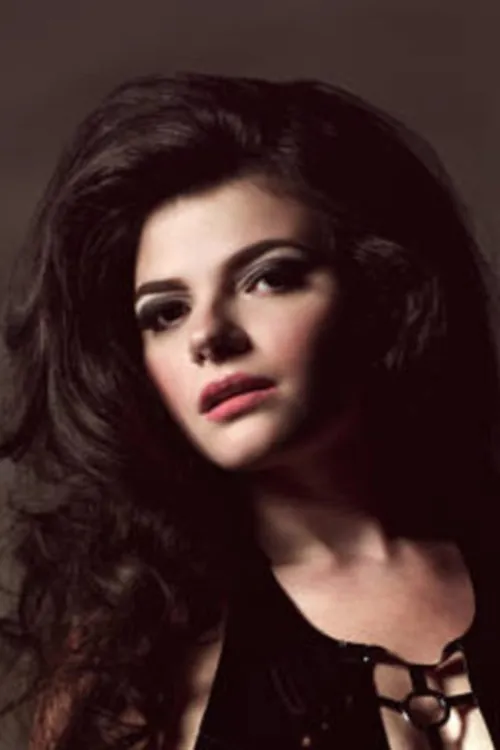 Hex Suicide interpretando a Lilith