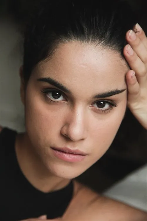 Francis-William Rhéaume ha trabajado con Hiba Bennani en 1 ocasiones