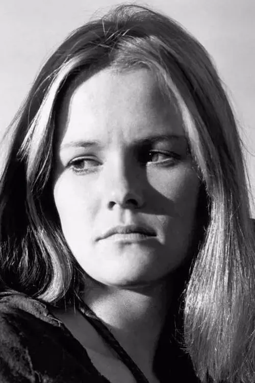 Hilarie Thompson interpretando a Pam