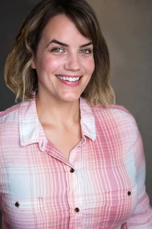 Hilary Pingle interpretando a Caitlyn's Mom