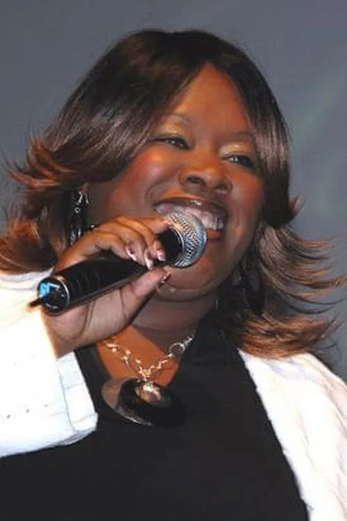 Hildia Campbell interpretando a Self - Backing Singer (segment