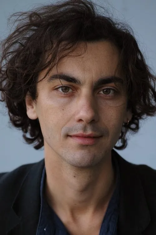 Hjalte Ilsøe Gustavussen en su biografía y filmografía