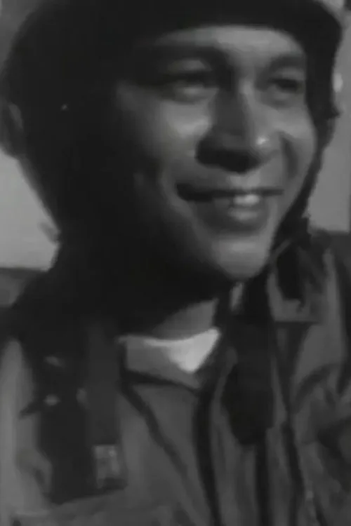 Tan Danh ha trabajado con Hồ Thái en 1 ocasiones