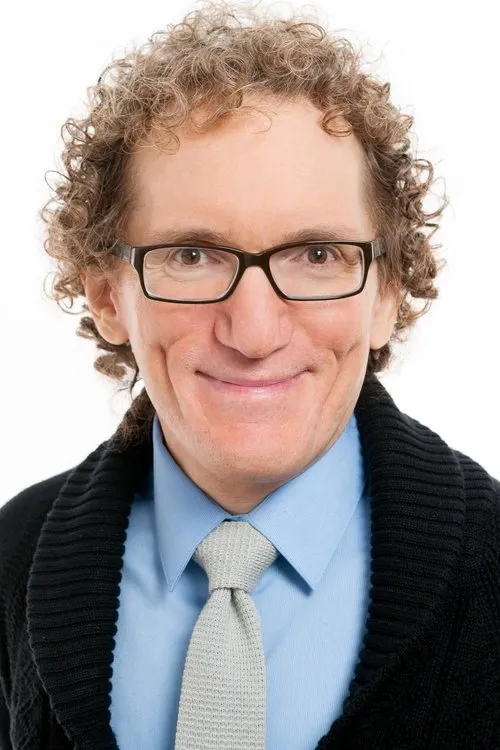 Holland MacFallister interpretando a Scandinavian Tourist