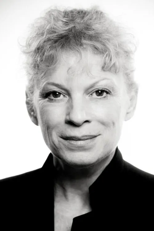 Michelle Asante ha trabajado con Holly De Jong en 1 ocasiones