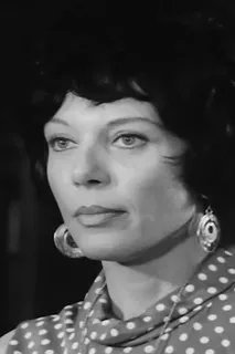 John Cardoza ha trabajado con Honey Hunter en 1 ocasiones