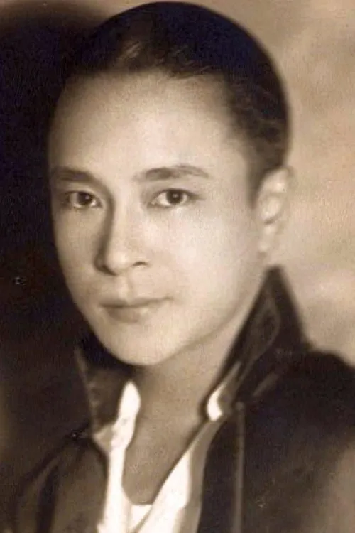 Honorable Wu interpretando a Molugi