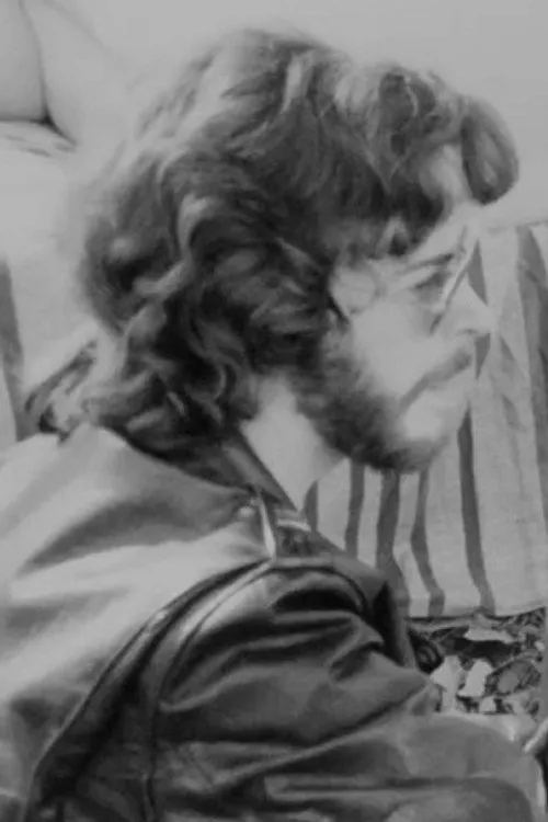 Howard Gruber interpretando a Gilbert