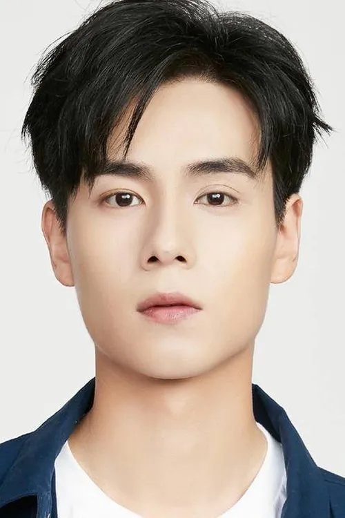 Hu Yitian en su biografía y filmografía