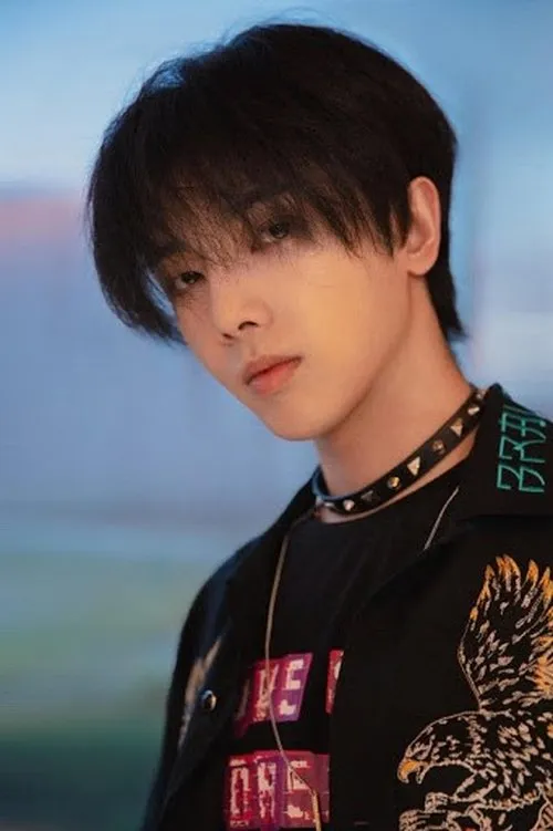 Hua Chenyu interpretando a 