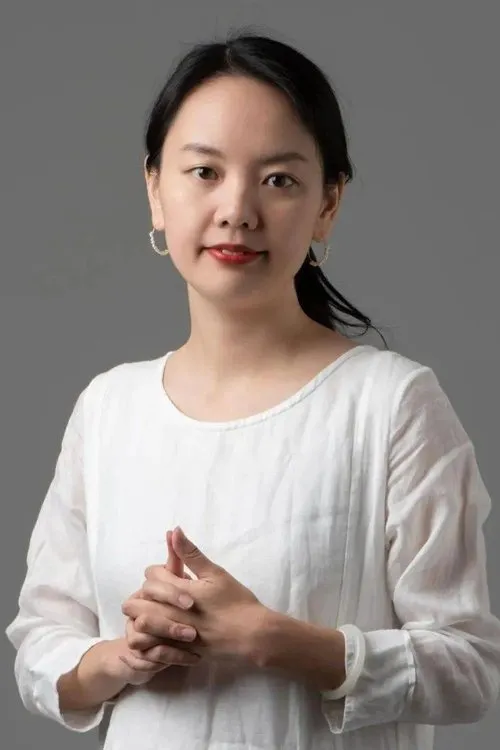 Huang Xiaodan — personaje: Self