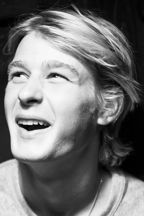 Max Palmer ha trabajado con Hugo Boserup en 6 ocasiones