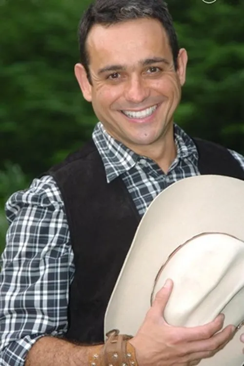 Hugo Gross en su biografía y filmografía