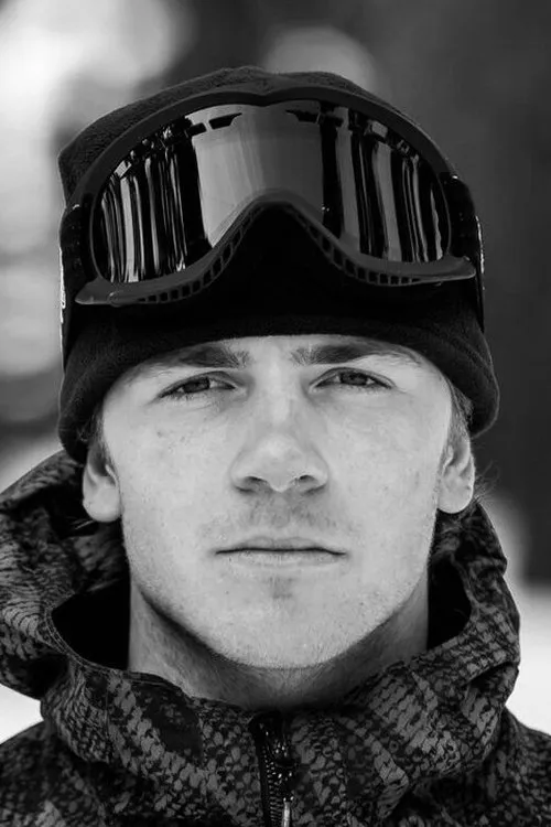 Alex Hall ha trabajado con Hunter Hess en 1 ocasiones