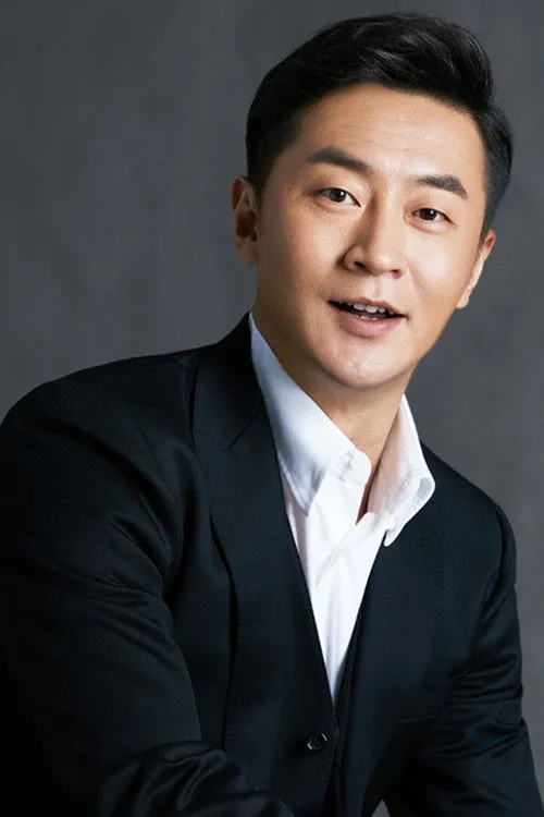 Huo Ya Ming en su biografía y filmografía