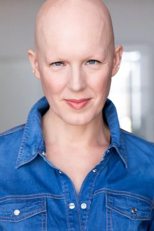 Chad Coe ha trabajado con Huyler en 1 ocasiones