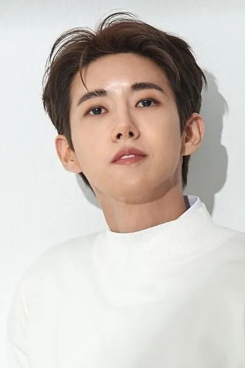 Hwang Kwang-hee — personaje: Self