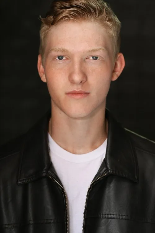 Marisa Lynae Hampton ha trabajado con Iain Tucker en 1 ocasiones