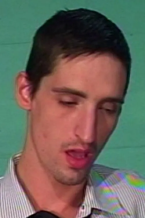 Drew Larson ha trabajado con Ian Gabriel en 2 ocasiones