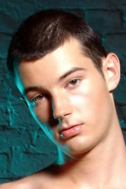 Mikey Leeds ha trabajado con Ian James en 2 ocasiones