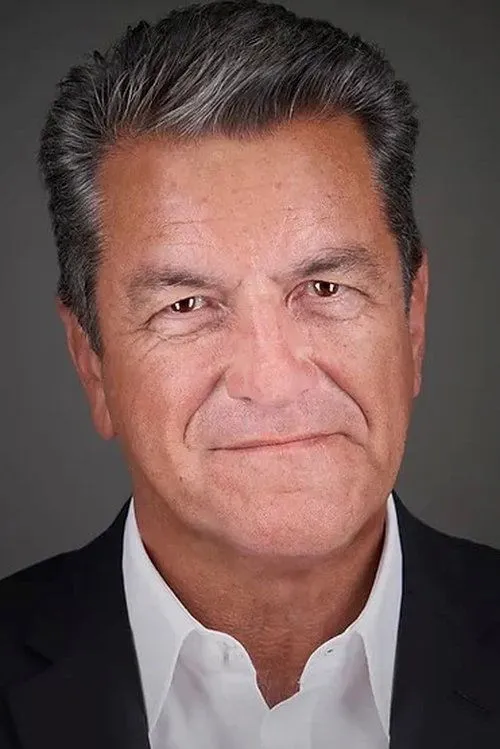 J.J. McGechan ha trabajado con Ian Laing en 1 ocasiones