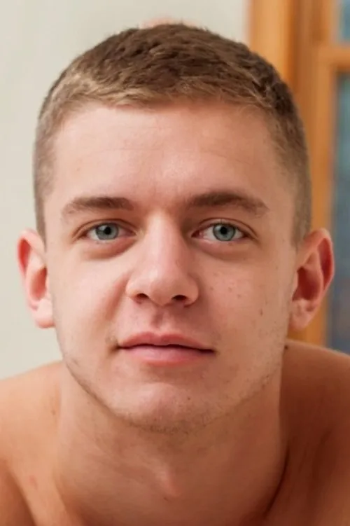 Ian Levine interpretando a 