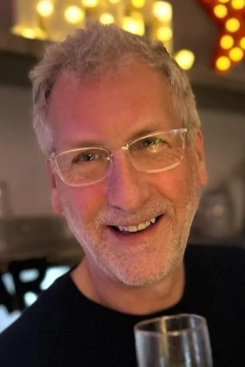 John Kirr ha trabajado con Ian Lowe en 1 ocasiones