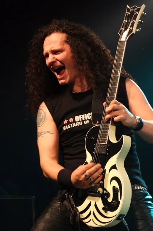 Francesco Jovino ha trabajado con Igor Gianola en 2 ocasiones