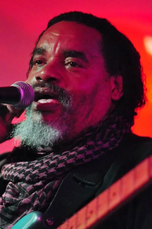 Allan Zavod ha trabajado con Ike Willis en 2 ocasiones