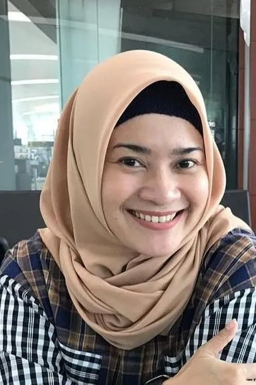 Anton Jonathan Sirang ha trabajado con Ikke Nurjanah en 1 ocasiones